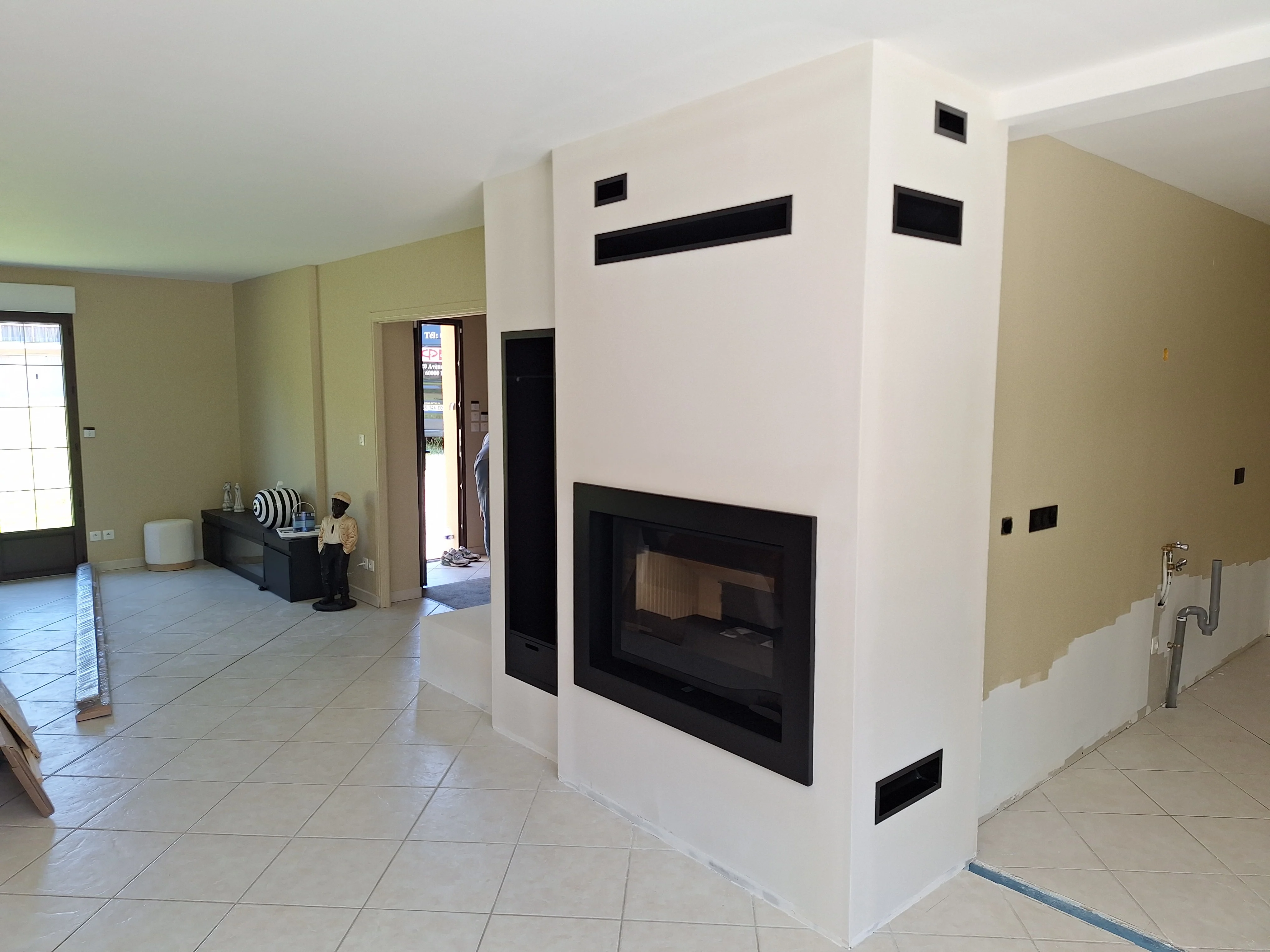 Coffrage avec niche et banquette-2
